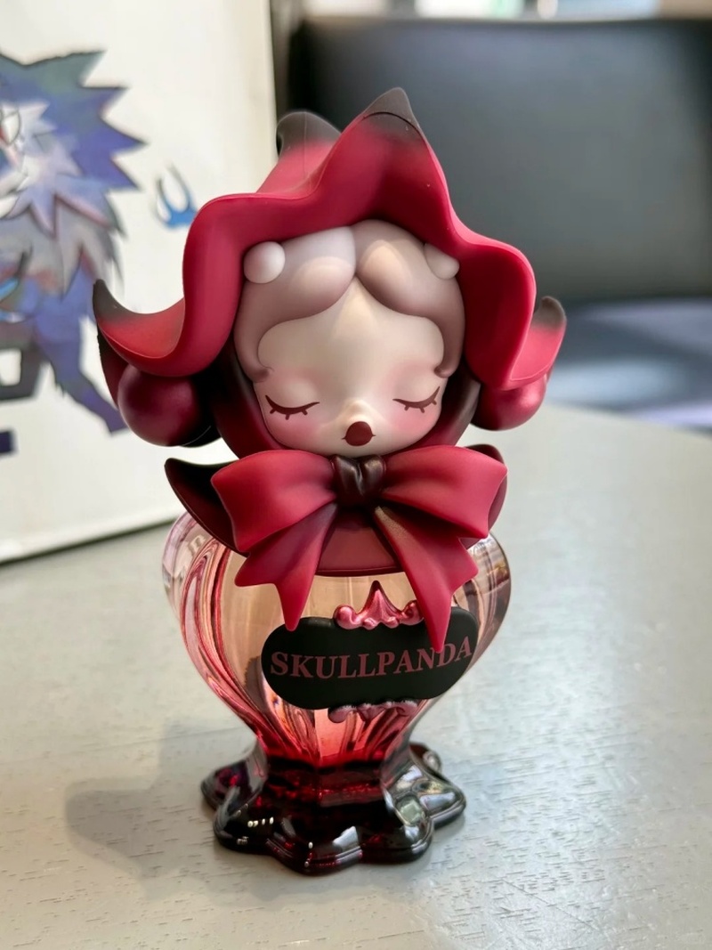 Genuine Pop Mart Skullpanda Pe - Perfume Fragrance Families reseña y precio